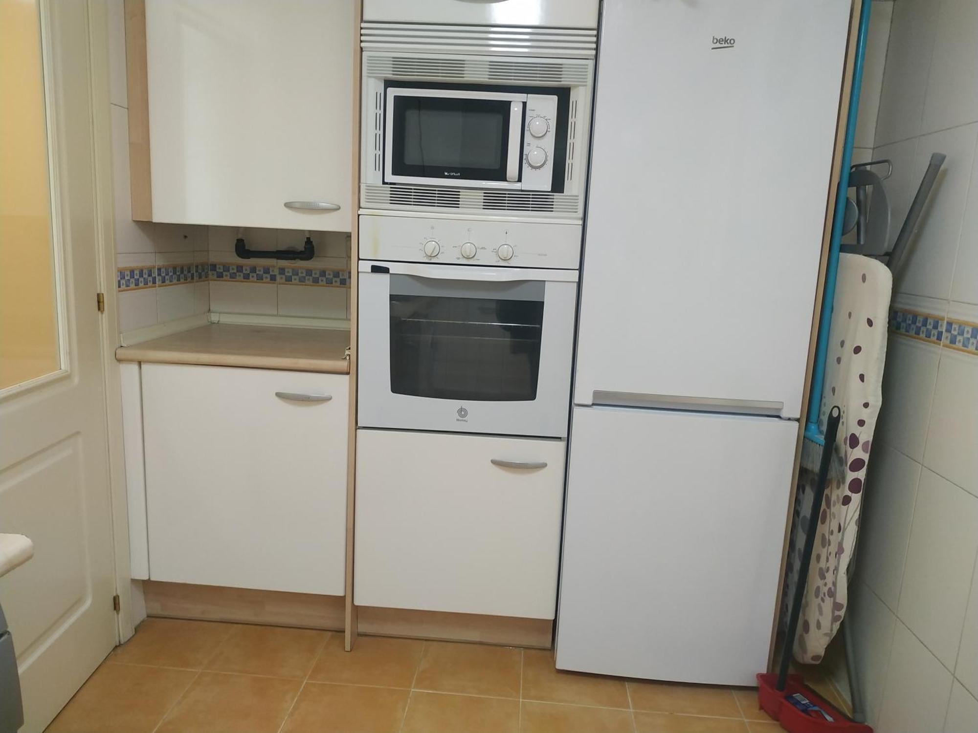 Vivienda De 1 Independiente, Metro La Moraleja Apartment Alcobendas
