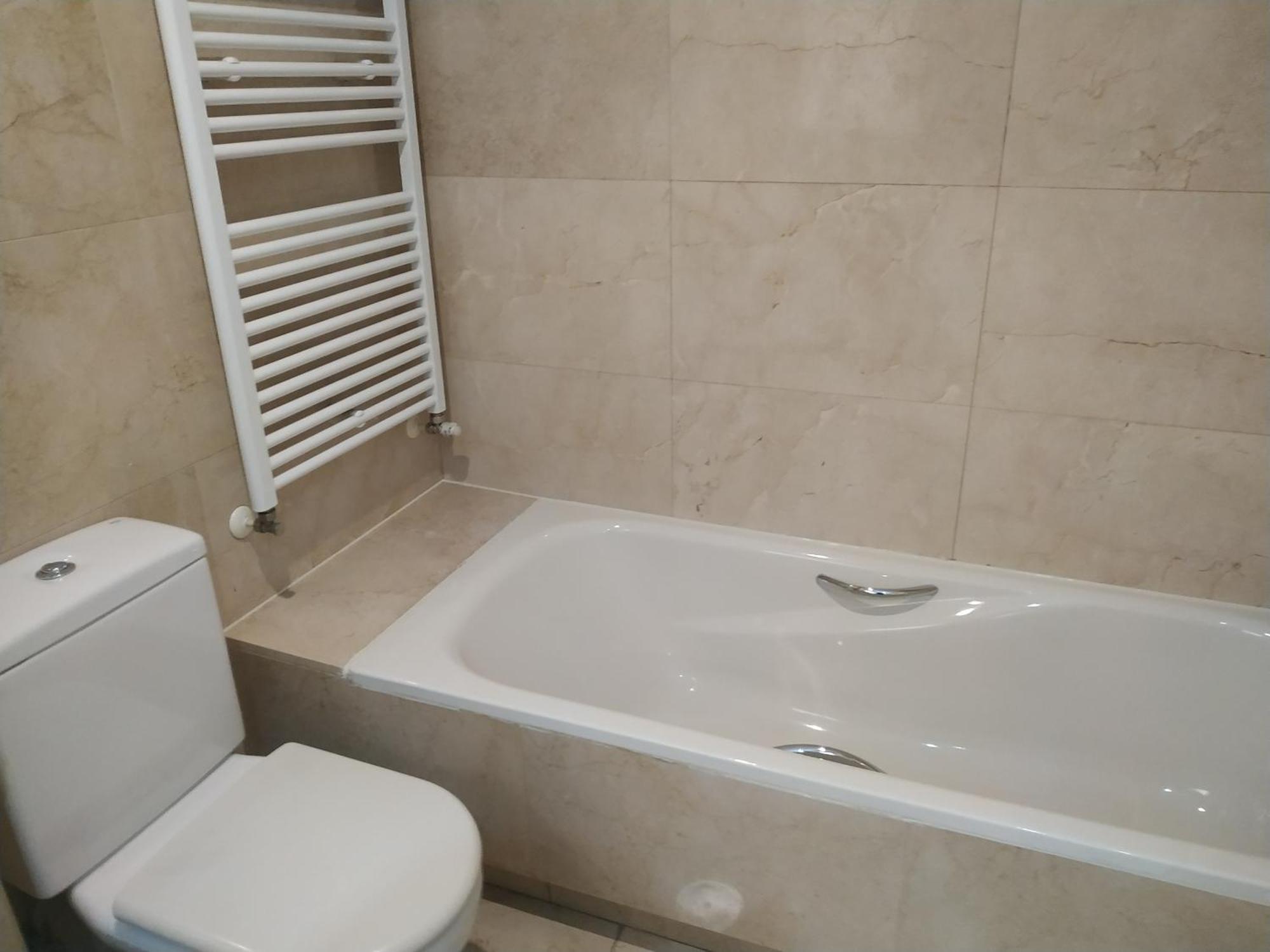 Vivienda De 1 Independiente, Metro La Moraleja * Alcobendas